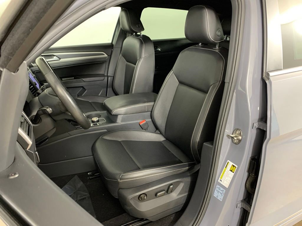 Used 2020 Volkswagen Atlas Cross Sport SE AWD/4WD image 26