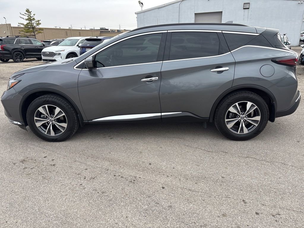 Used 2020 Nissan Murano SV w/ Premium Package image 2