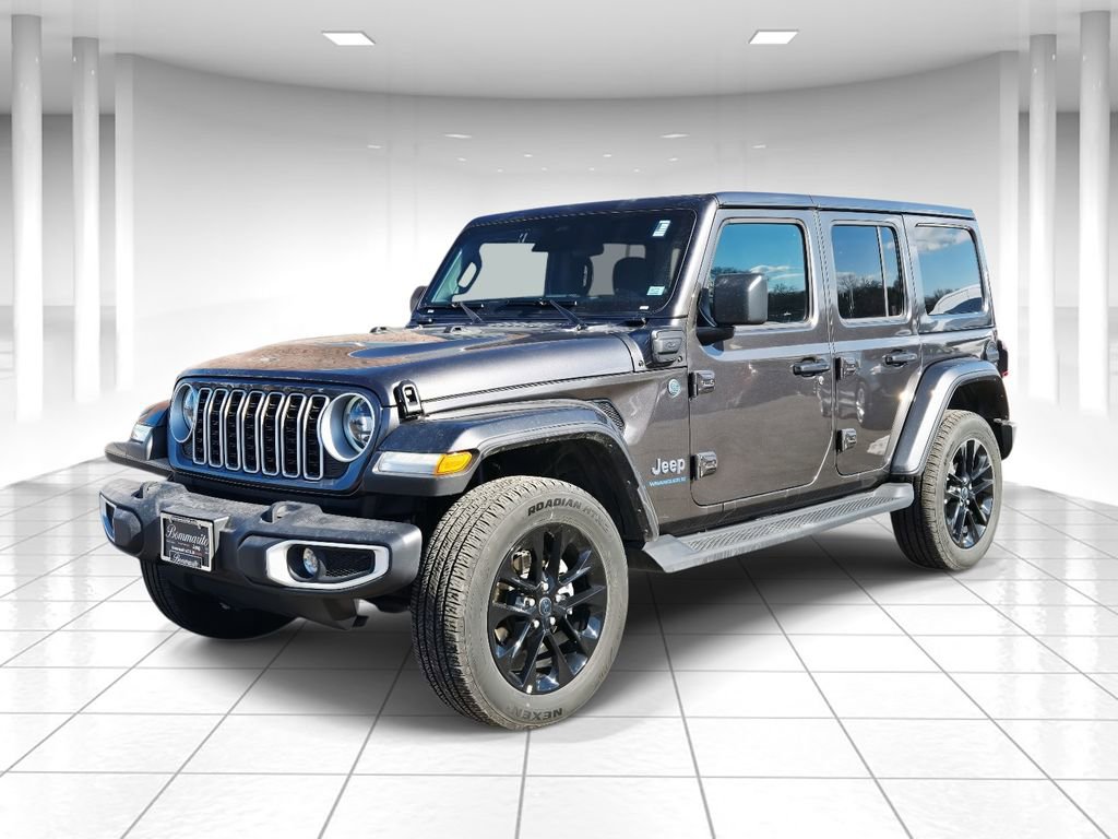 Used 2025 Jeep Wrangler Unlimited Sahara image 7