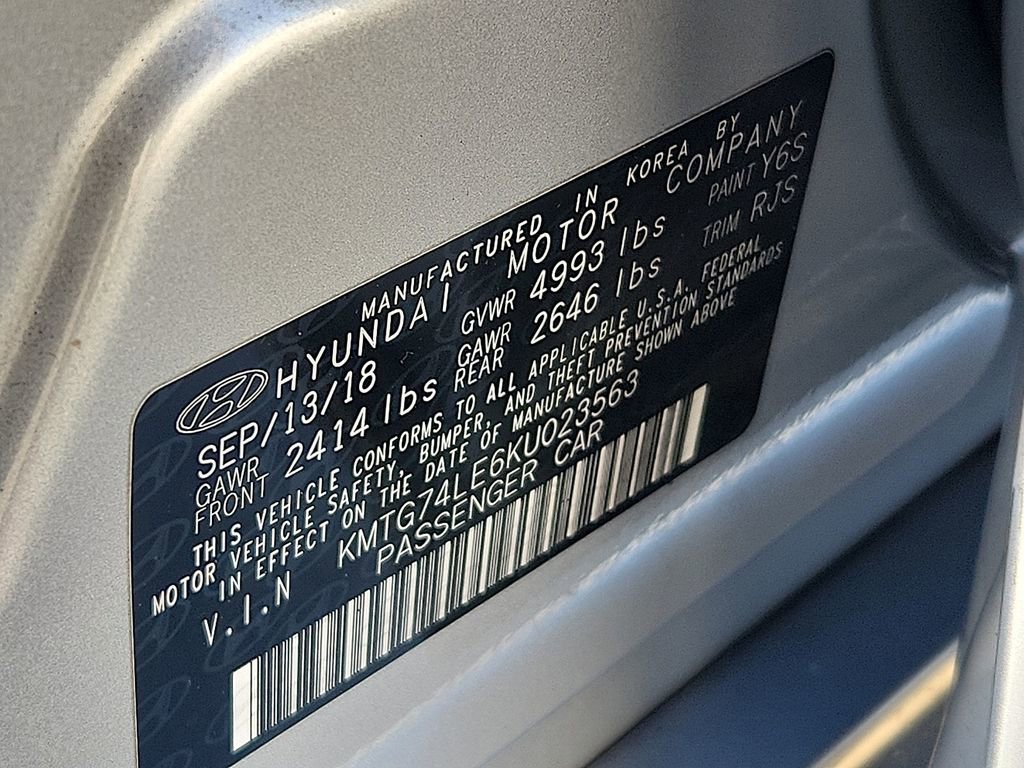 Used 2019 Genesis G70 3.3T Advanced w/ Elite Package image 27