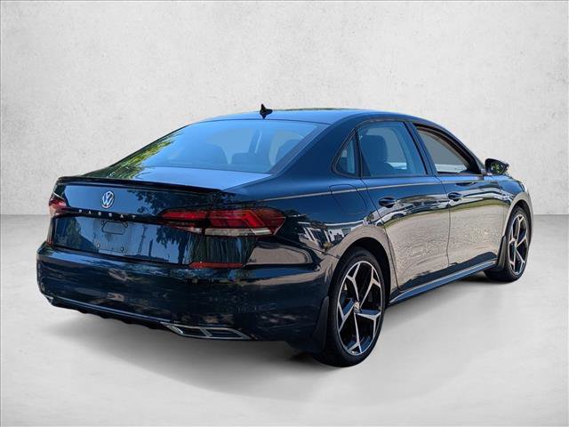 Used 2020 Volkswagen Passat 2.0T R-Line FWD image 5