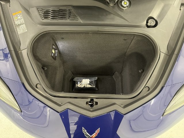 Used 2025 Chevrolet Corvette E-Ray w/ Stealth Interior Trim Package AWD/4WD image 17