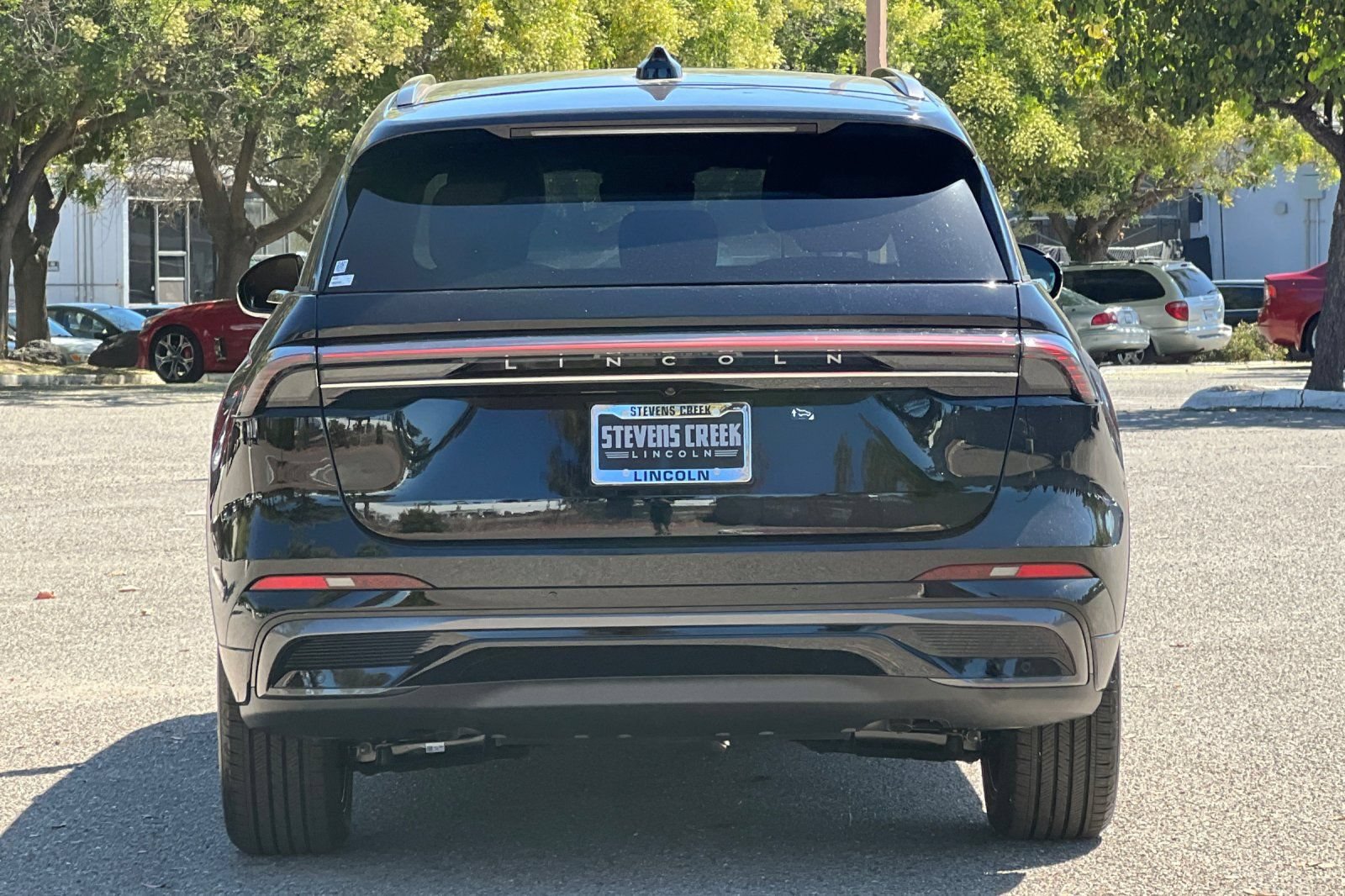 New 2026 Lincoln Nautilus Reserve w/ Jet Appearance Package AWD/4WD image 5