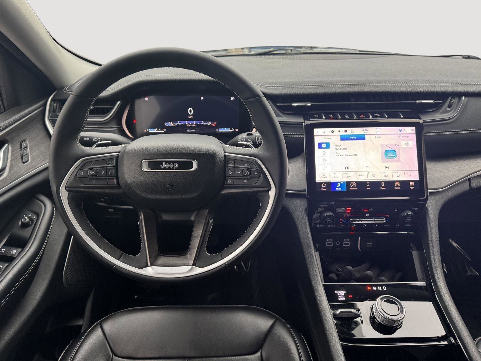 Used 2023 Jeep Grand Cherokee L Limited w/ Trailer Tow Group (B) image 5