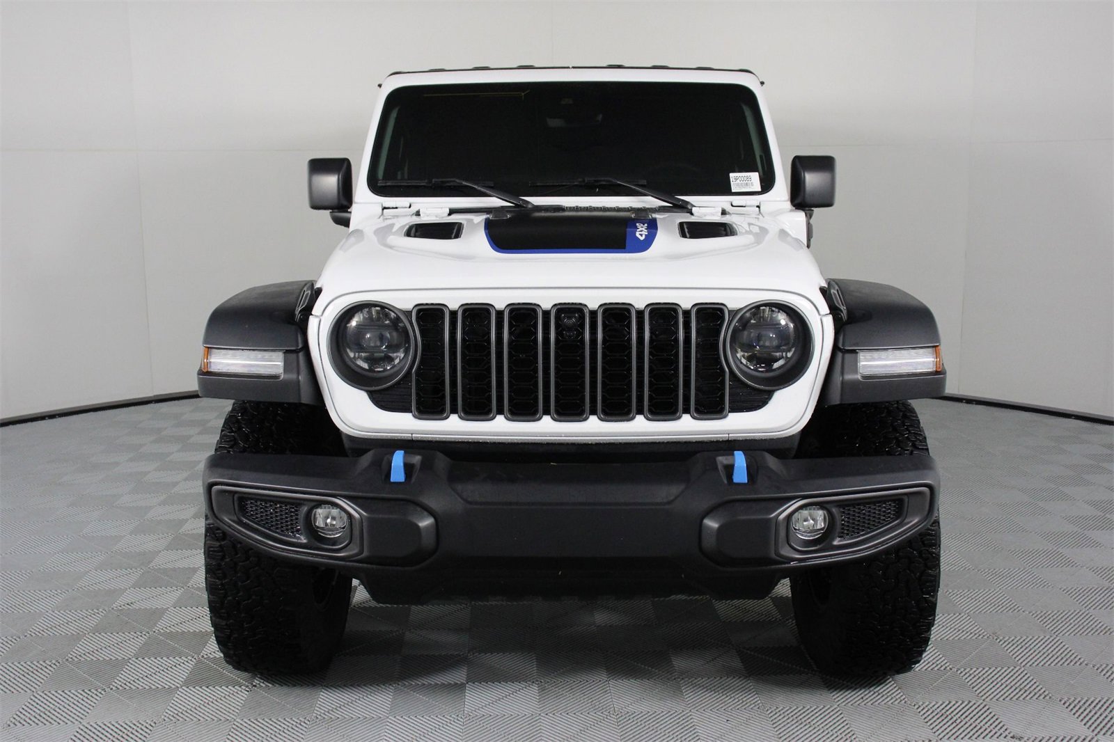 Used 2024 Jeep Wrangler Unlimited Rubicon 4xe w/ Technology Group image 6