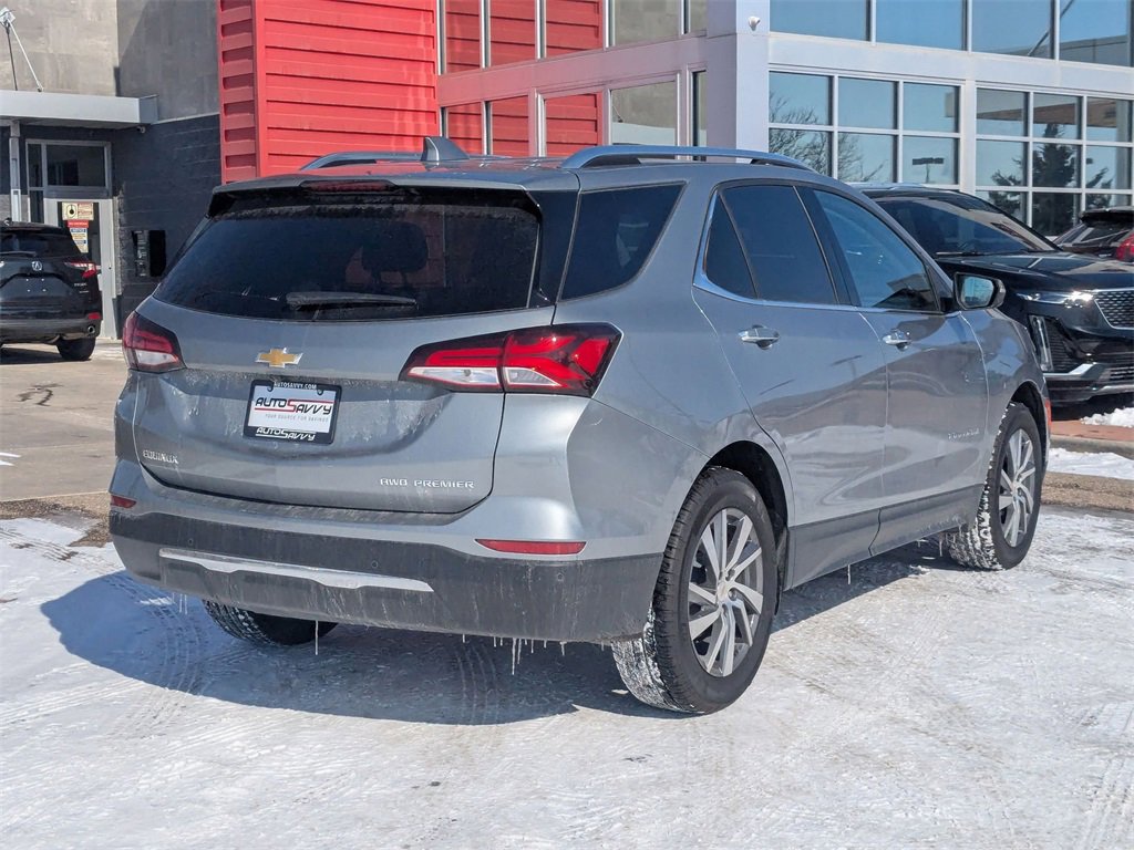 Used 2024 Chevrolet Equinox Premier image 3