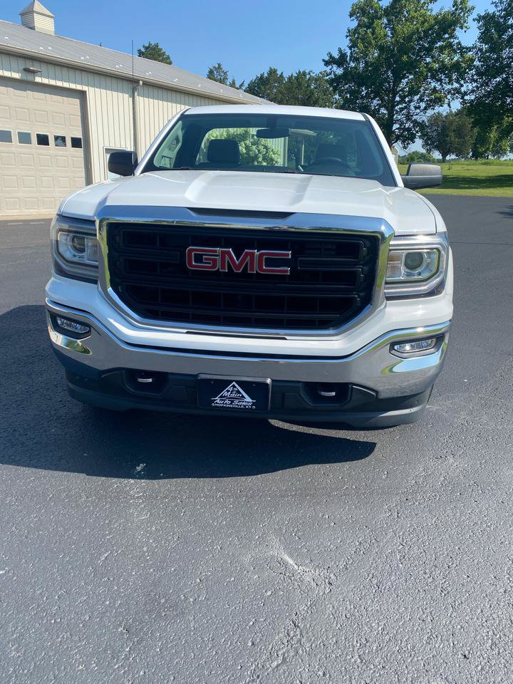 Used 2018 GMC Sierra 1500 2WD Regular Cab w/ Sierra Convenience Package image 4