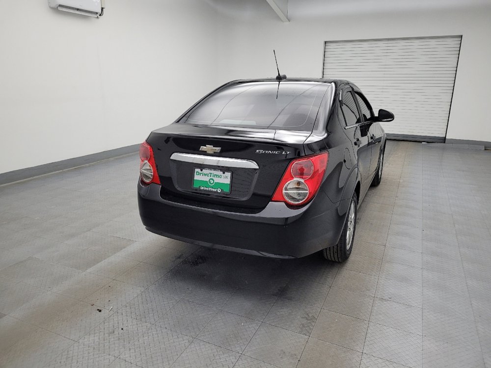 Used 2016 Chevrolet Sonic LT image 7