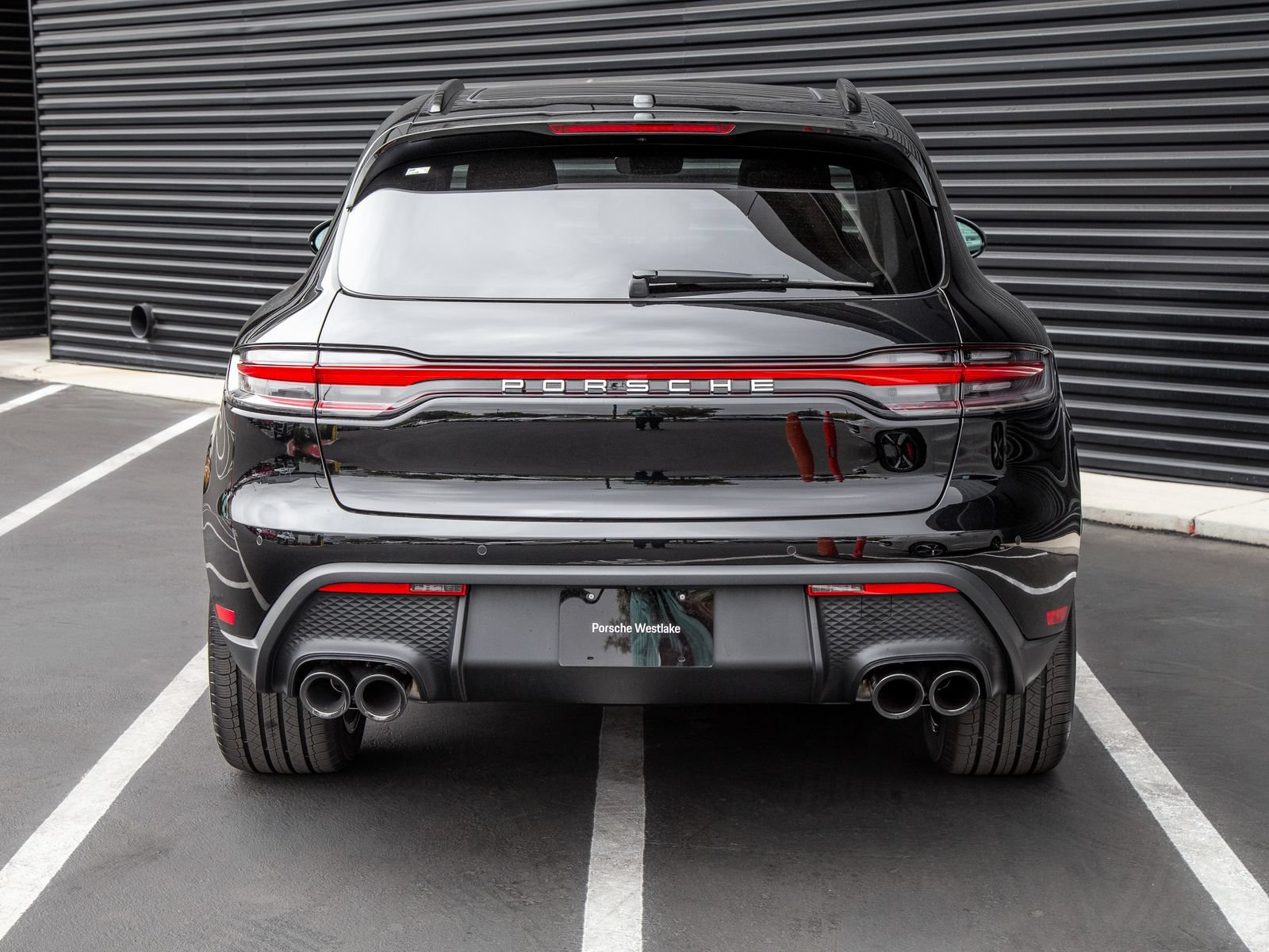 New 2026 Porsche Macan AWD/4WD image 6