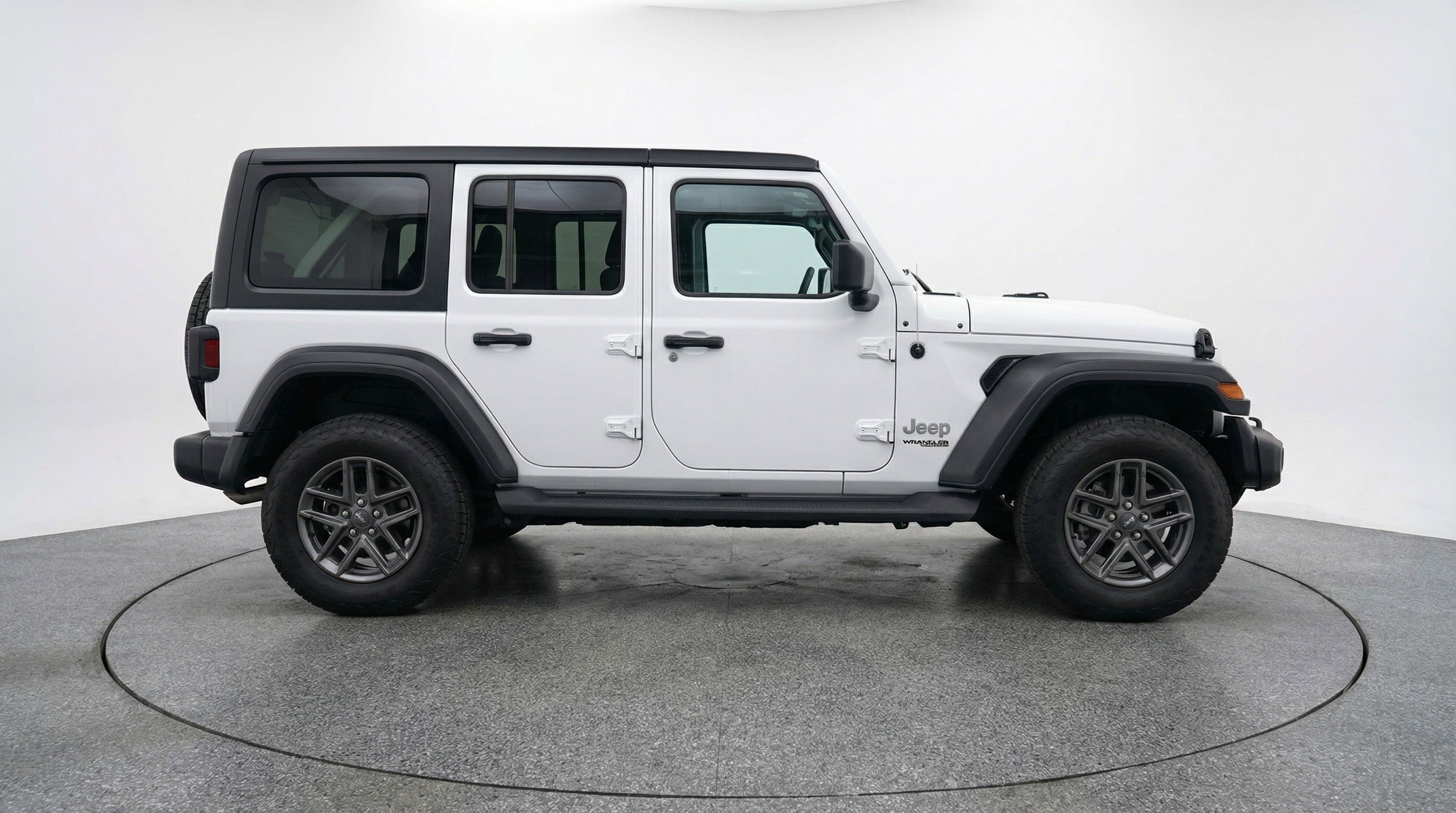 Used 2025 Jeep Wrangler Sport S image 11