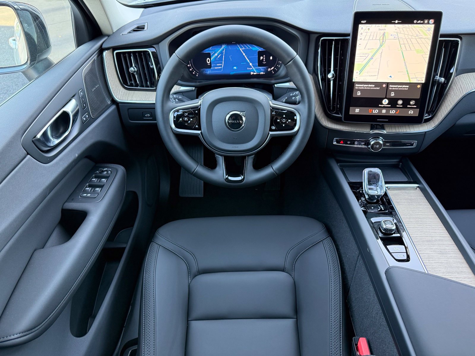 New 2027 Volvo XC60 B5 Core AWD/4WD image 34