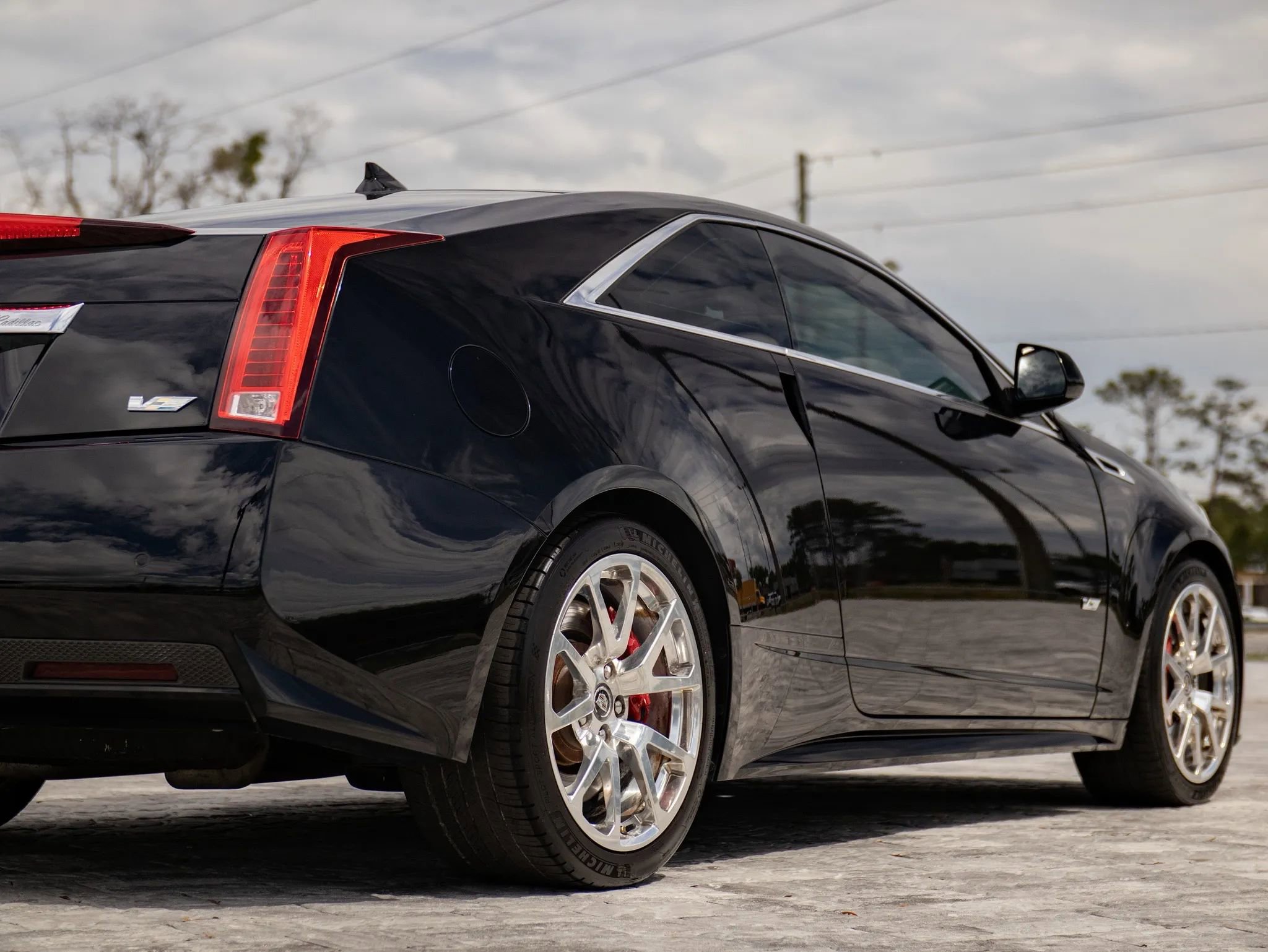 Used 2013 Cadillac CTS V w/ Wood Trim Package RWD image 20
