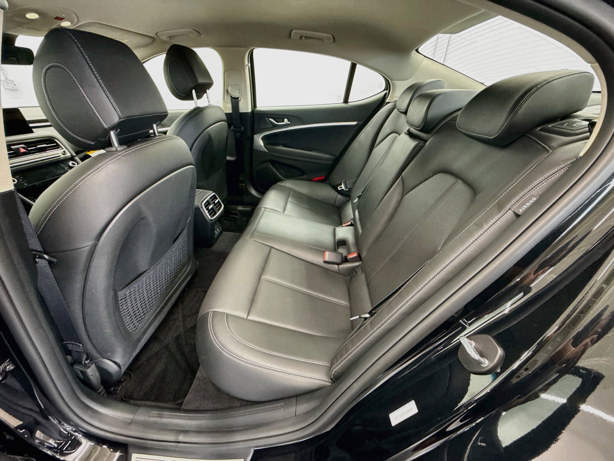 Used 2026 Genesis G70 2.5T RWD image 28