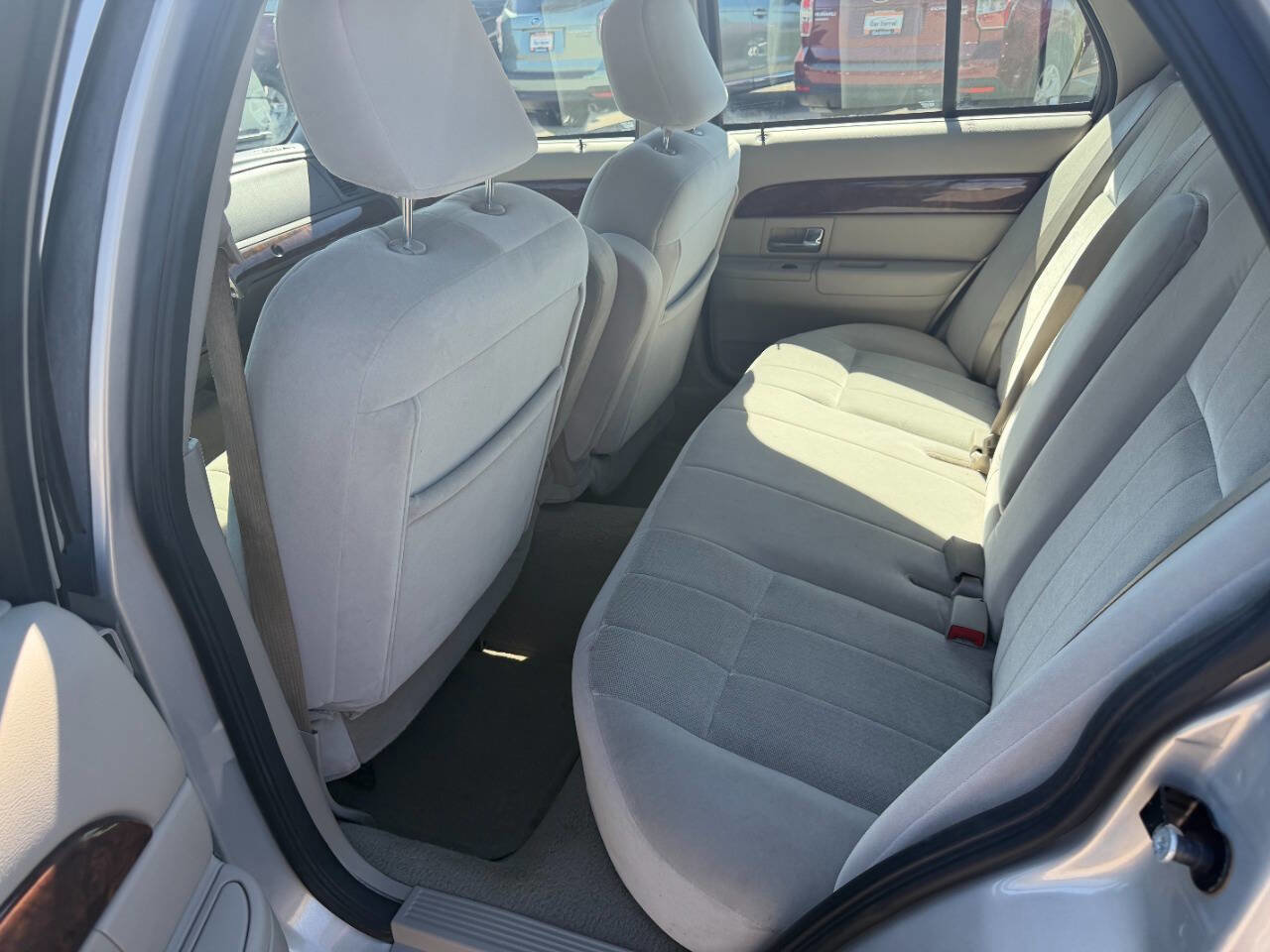 Used 2008 Mercury Grand Marquis GS RWD image 11