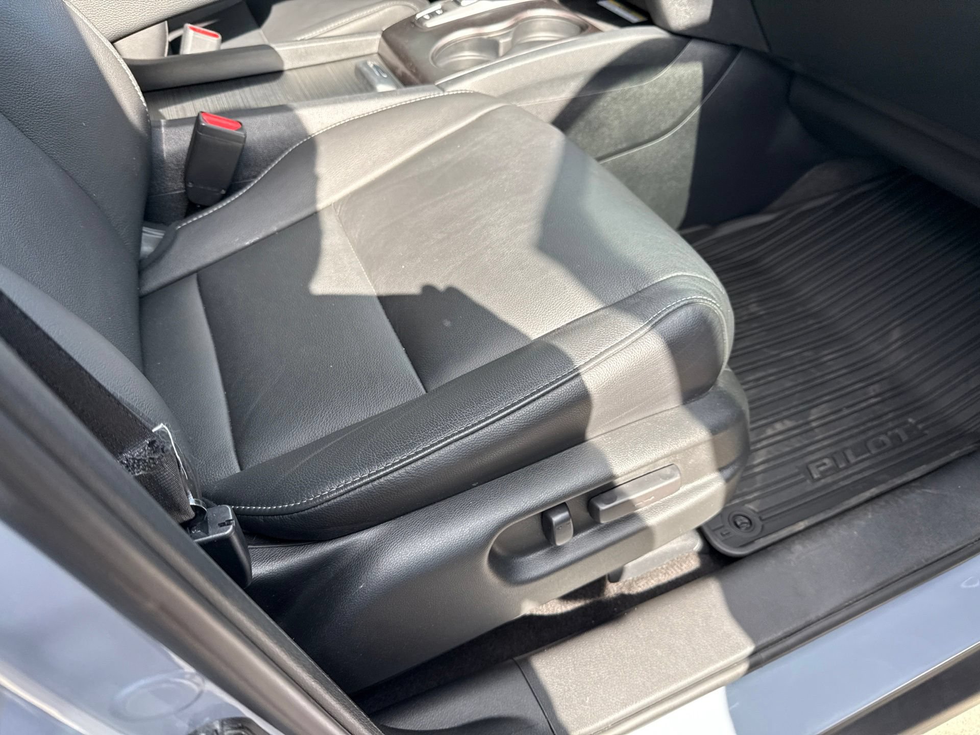 Certified 2022 Honda Pilot Special Edition image 32