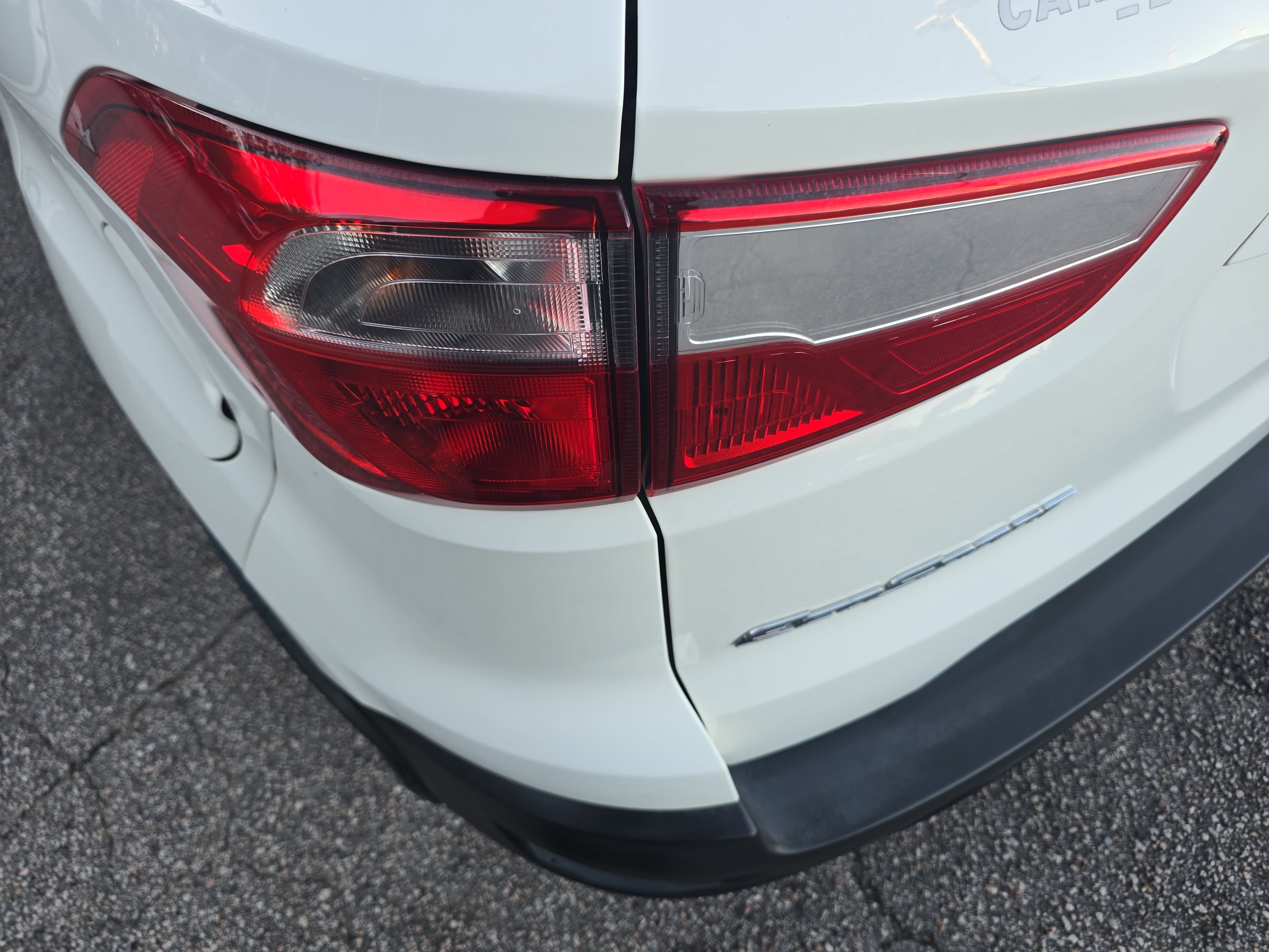 Used 2018 Ford EcoSport S FWD image 35