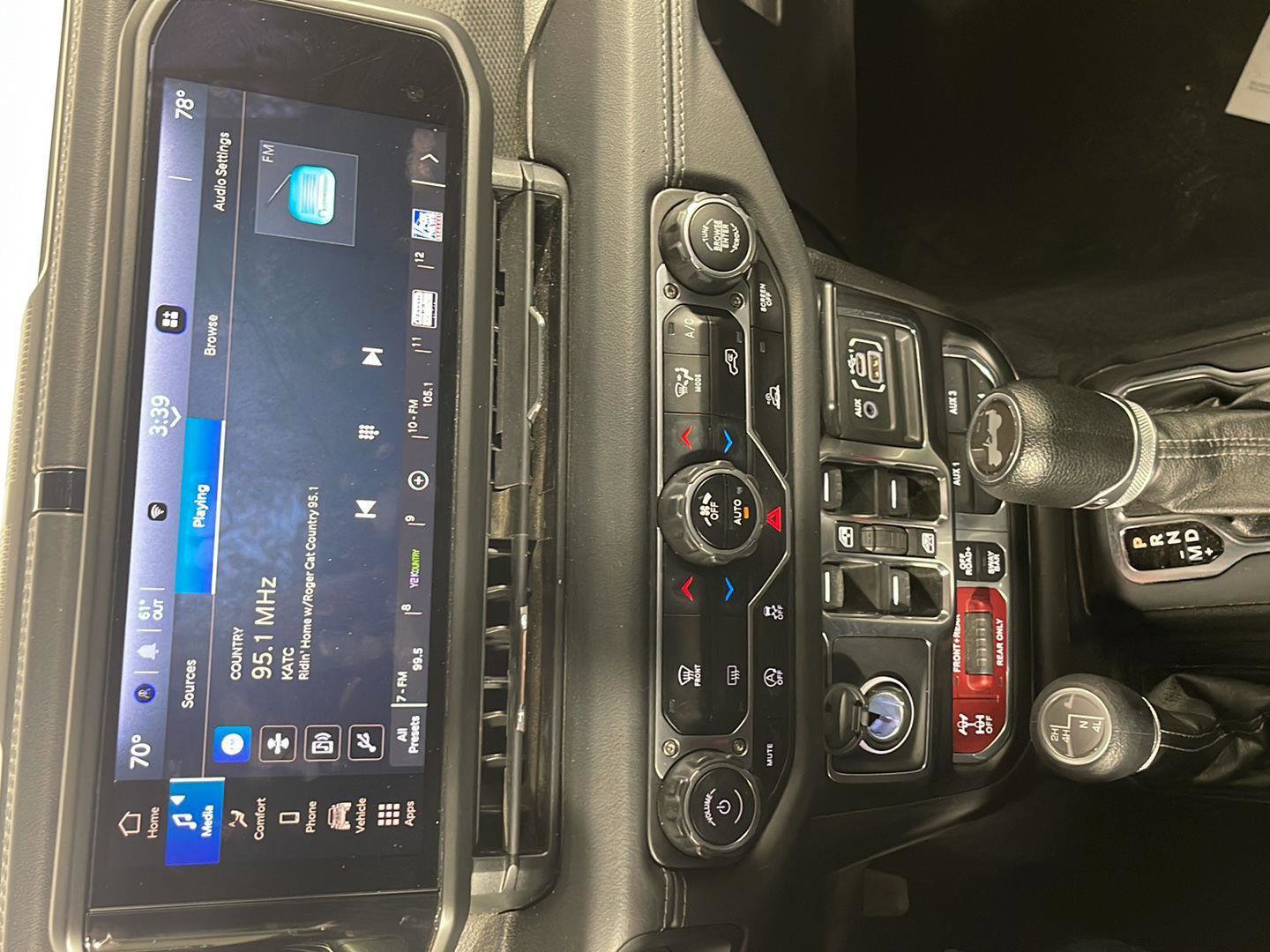 Used 2024 Jeep Wrangler Unlimited Rubicon image 20