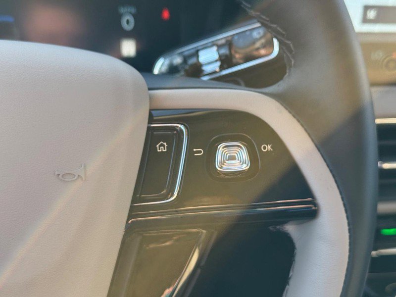 New 2025 Lincoln Corsair Grand Touring image 22