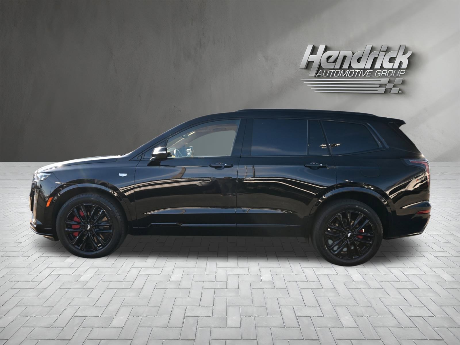 Used 2024 Cadillac XT6 Sport w/ LPO, Onyx Lite Package image 8