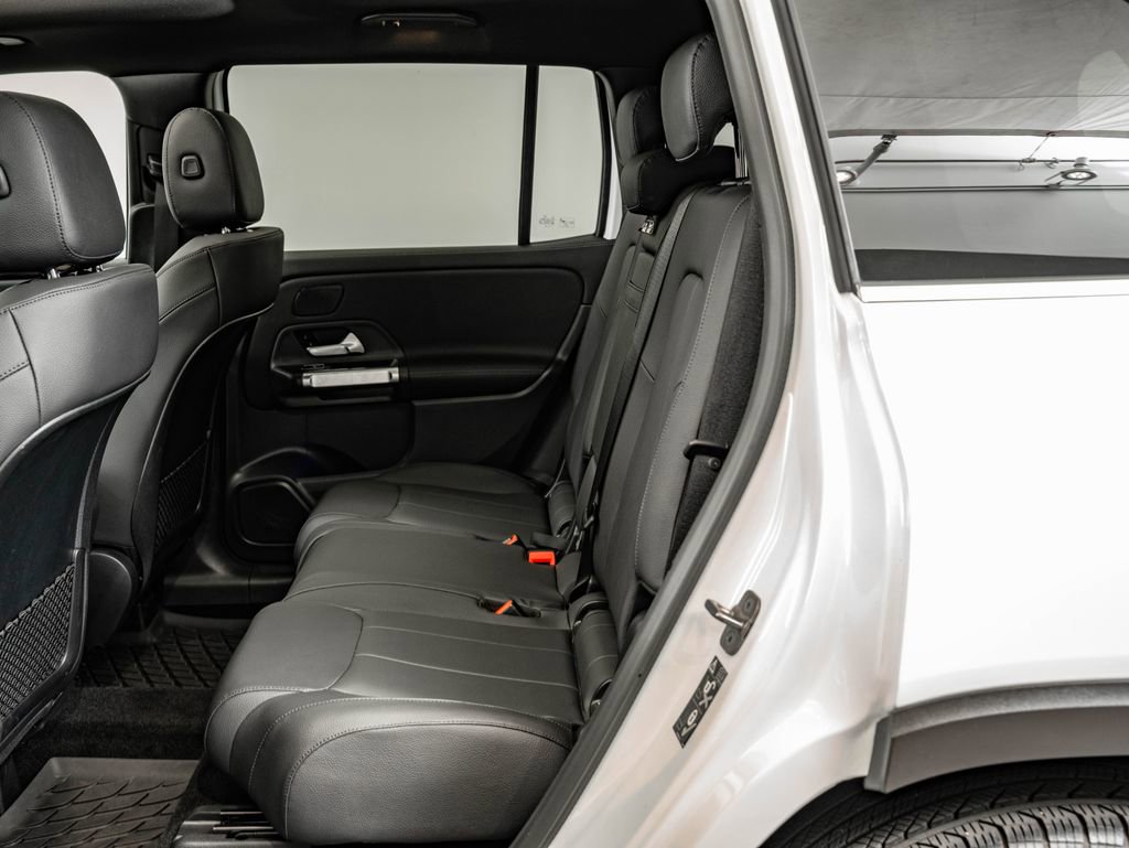 Certified 2024 Mercedes-Benz GLB 250 4MATIC image 43
