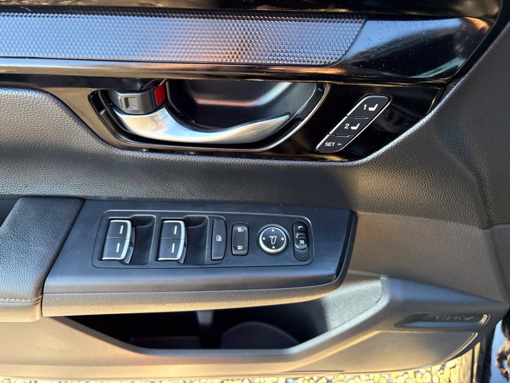 Used 2025 Honda CR-V Sport Touring image 17
