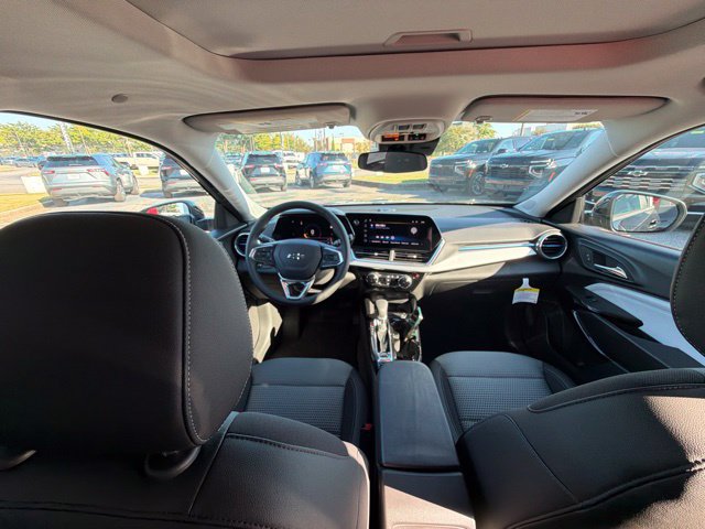 New 2026 Chevrolet Trax LT w/ Sunroof Package FWD image 70