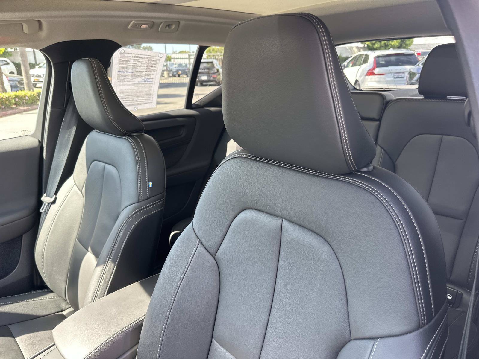Certified 2026 Volvo XC40 B5 Ultra w/ Climate Package AWD/4WD image 19