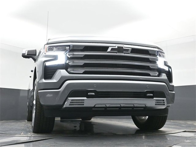 Certified 2026 Chevrolet Silverado 1500 High Country image 44