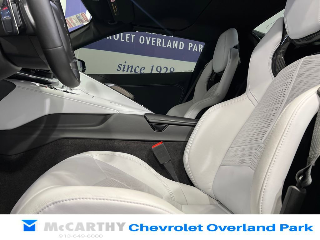 Used 2023 Chevrolet Corvette Z06 image 34