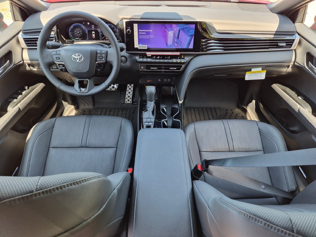 Used 2026 Toyota Camry XSE FWD image 4