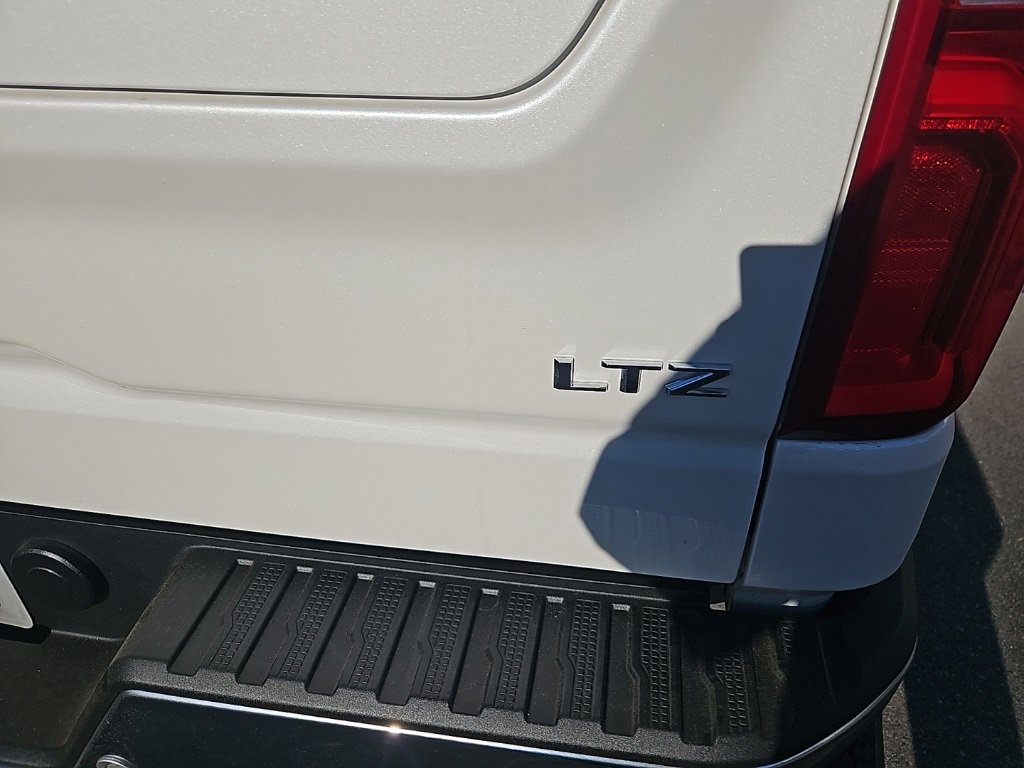 Used 2024 Chevrolet Silverado 1500 LTZ w/ LTZ Premium Package image 8