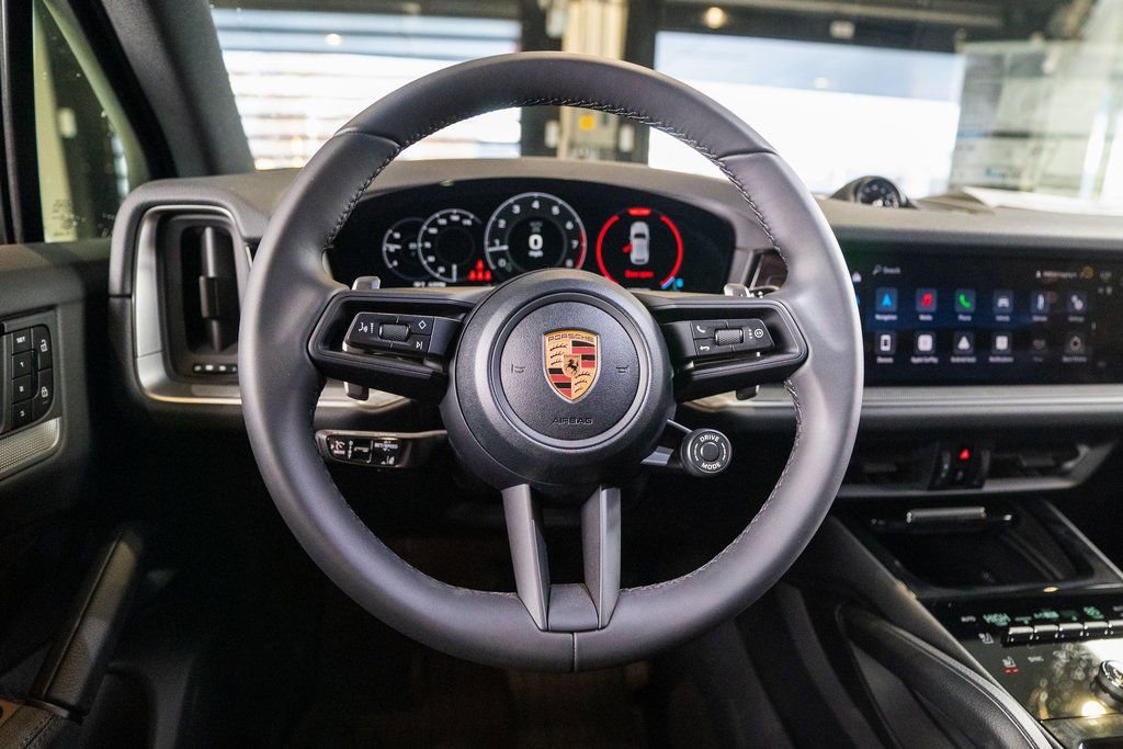 New 2026 Porsche Cayenne image 34