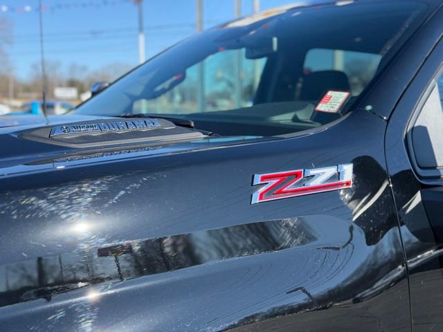 New 2025 Chevrolet Silverado 2500 LT w/ Z71 Chrome Sport Edition image 5