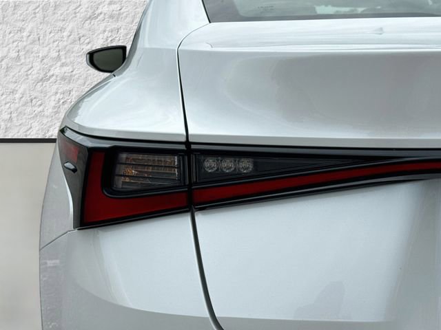 Used 2023 Lexus IS 300 AWD w/ Premium Package image 10