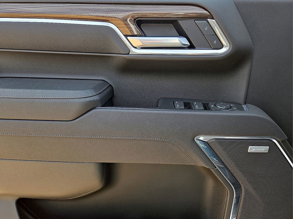 Used 2025 Chevrolet Silverado 1500 LT Trail Boss w/ Convenience Package II image 21