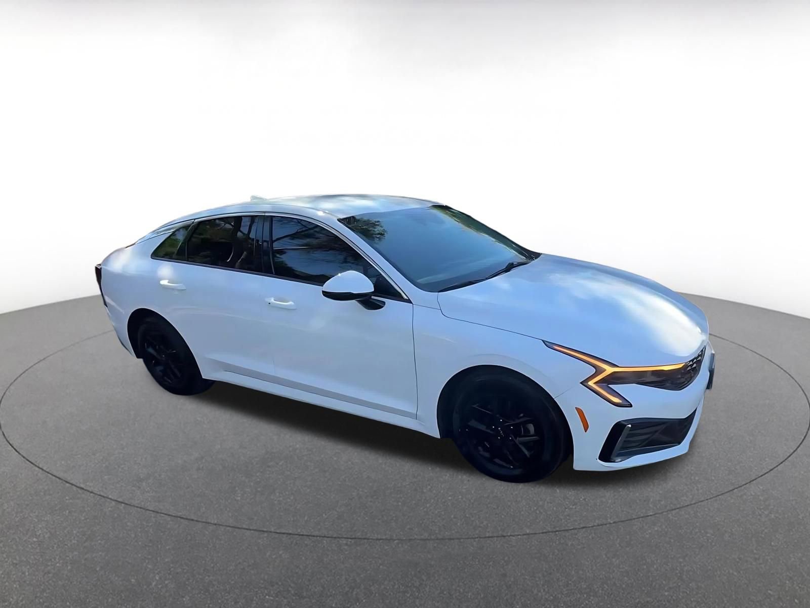 Used 2025 Kia K5 LXS image 2