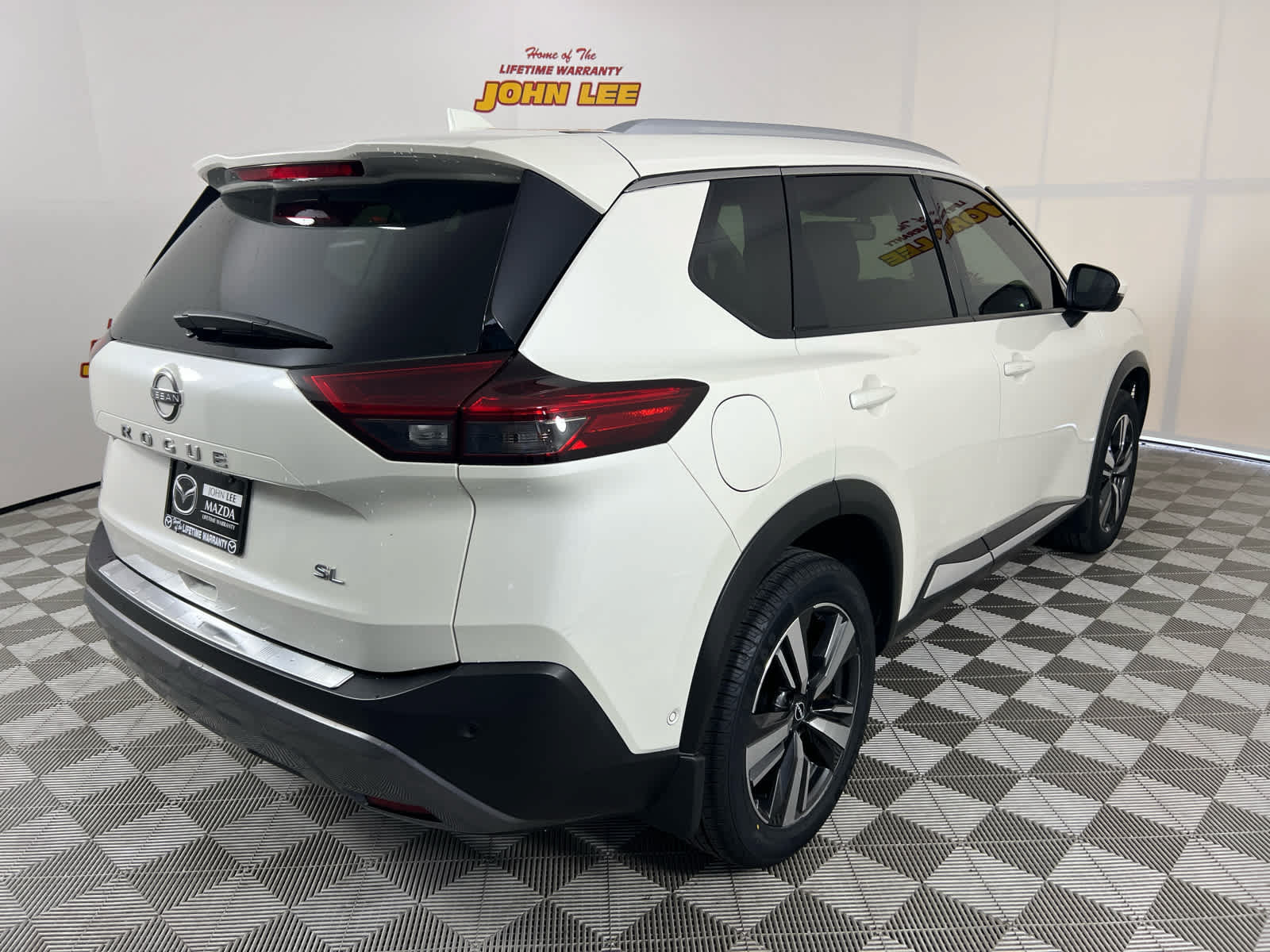 Used 2023 Nissan Rogue SL w/ SL Premium Package FWD image 7