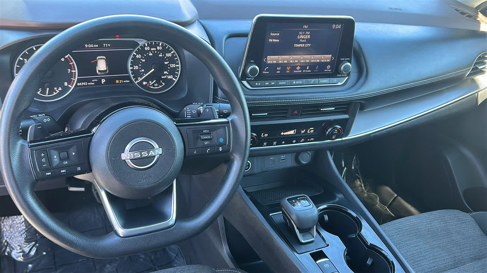 Used 2023 Nissan Rogue SV AWD/4WD image 10