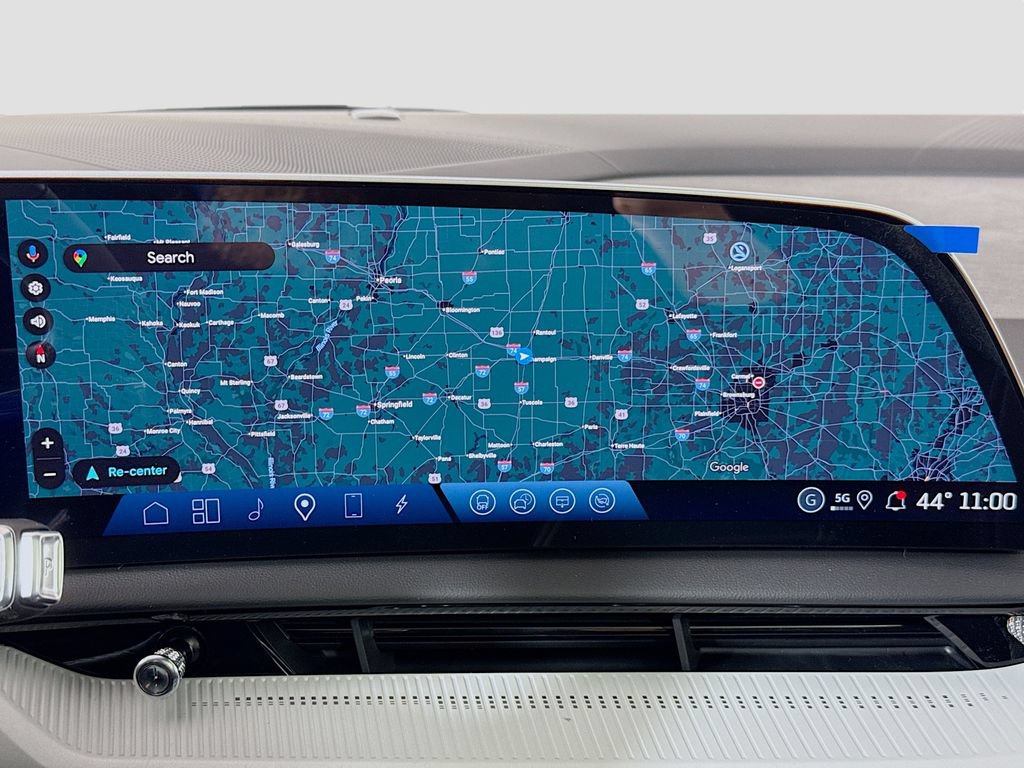 New 2026 Cadillac Optiq Luxury 1 w/ LPO, Floor Liner Package AWD/4WD image 13