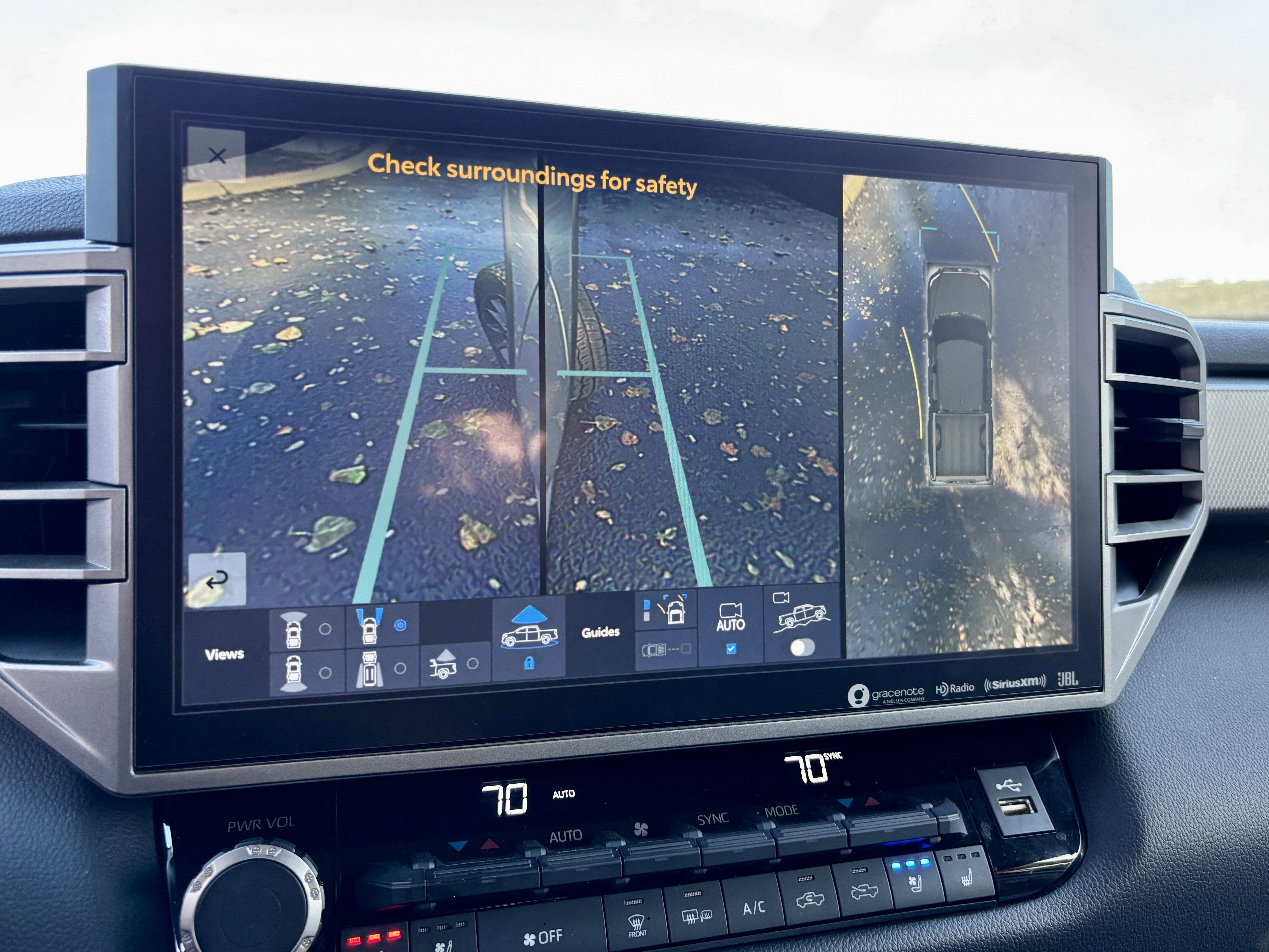 Used 2024 Toyota Tundra Limited image 39