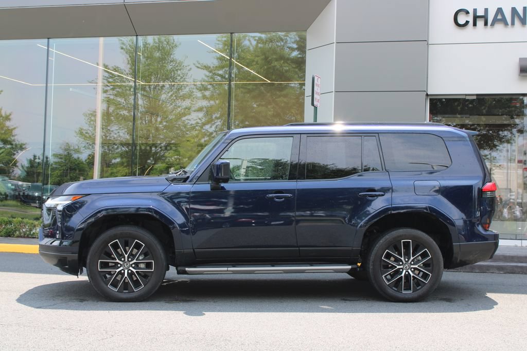 Used 2024 Lexus GX 550 w/ Accessory Package (Z1) AWD/4WD image 5