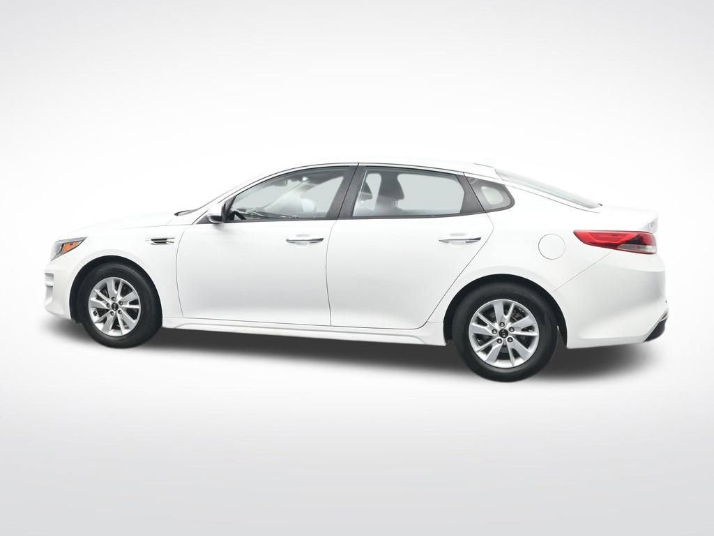 Used 2018 Kia Optima LX image 10