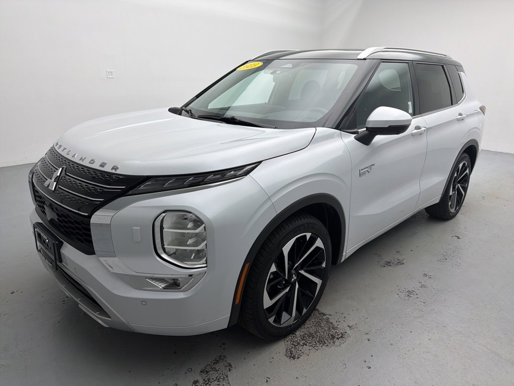 Used 2023 Mitsubishi Outlander SEL image 5