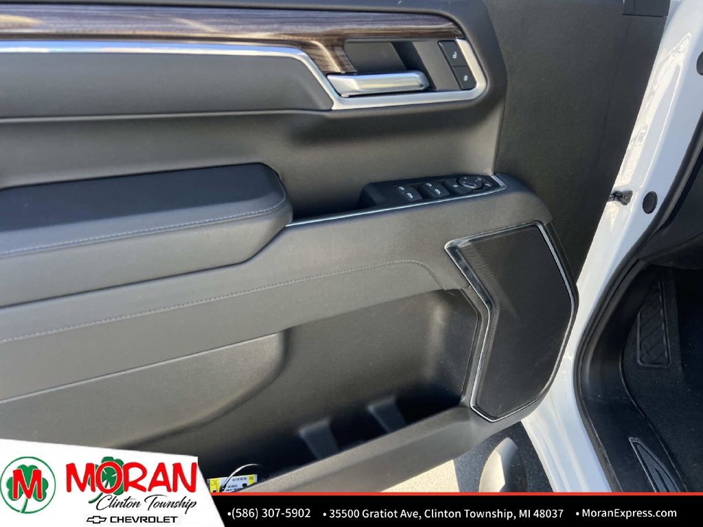 Certified 2025 Chevrolet Silverado 1500 RST AWD/4WD image 14