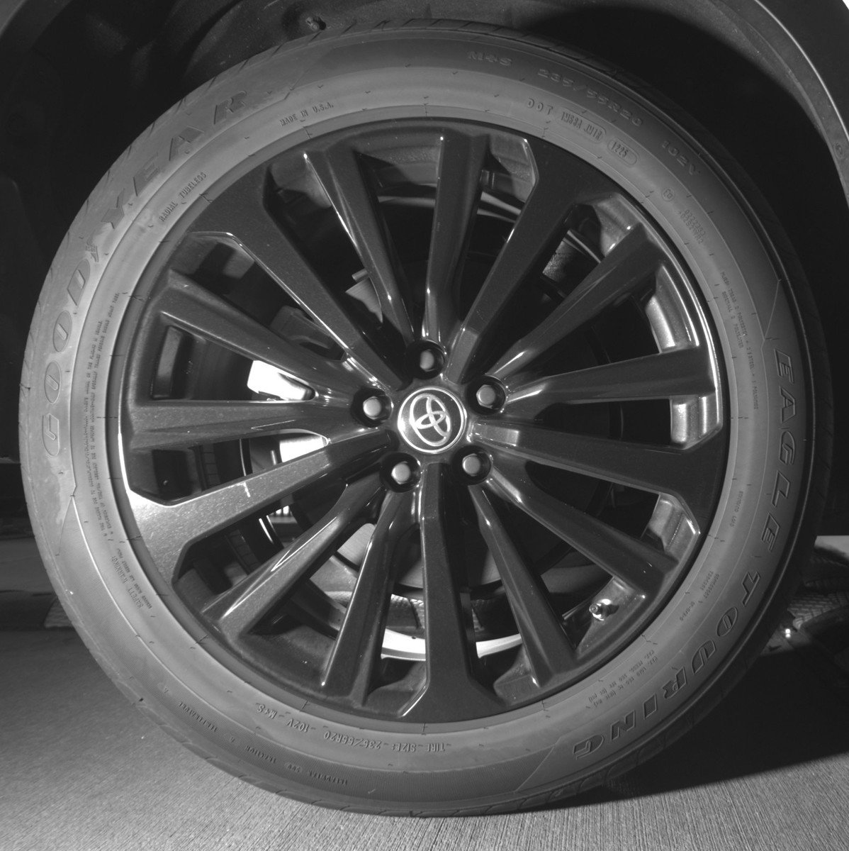 Used 2025 Toyota Highlander XSE image 15