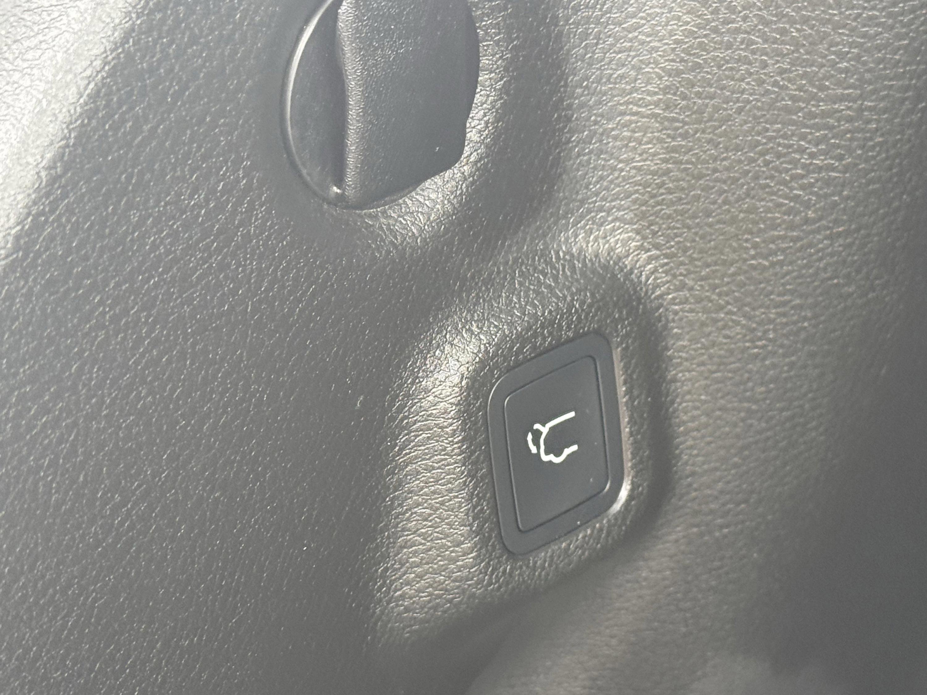 Used 2023 Jeep Compass Altitude w/ Convenience Group image 22