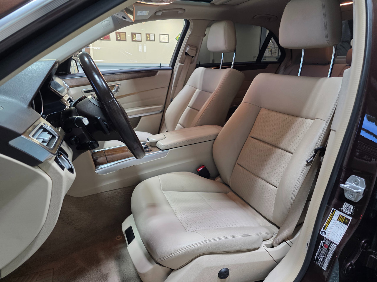 Used 2016 Mercedes-Benz E 350 4dr Sdn E 350 Sport RWD image 15