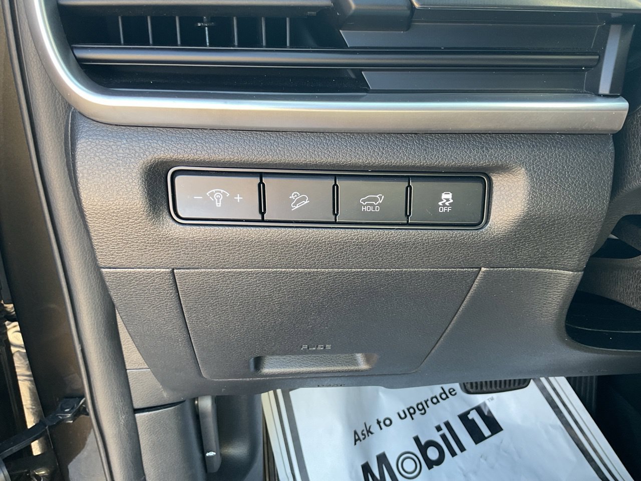 Used 2025 Kia Telluride S FWD image 29
