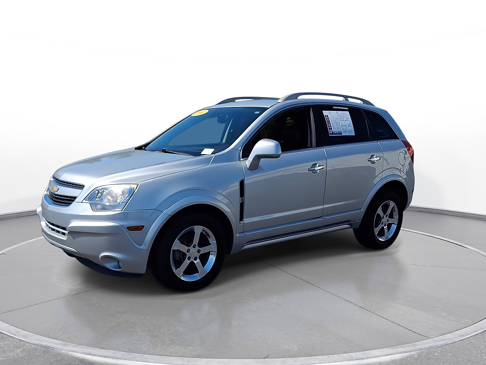 Used 2014 Chevrolet Captiva Sport LT w/ Convenience Package FWD image 4