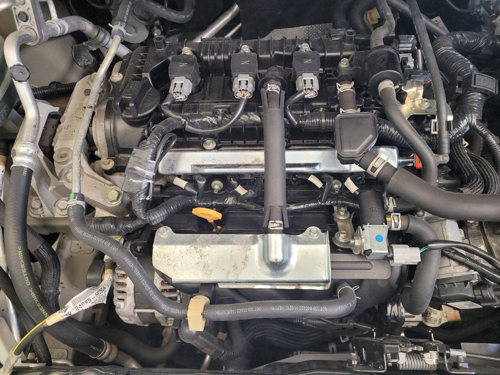 Used 2021 Nissan Versa S FWD image 30